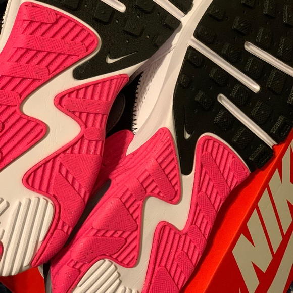 New! Nike Air Max Excee - Picture 8 of 11